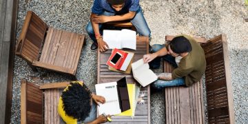 FAFSA Simplification Act: How It Affects Your 2025 College Aid - Cover Image