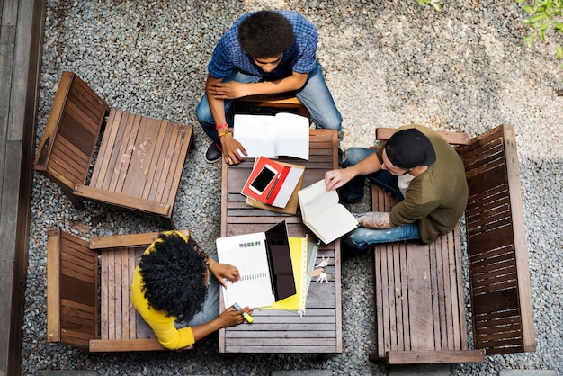 FAFSA Simplification Act: How It Affects Your 2025 College Aid