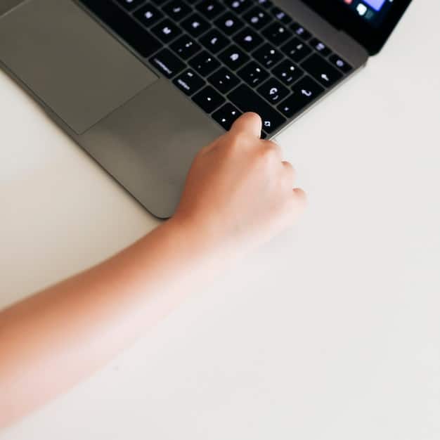 The Impact of AI on College Essays: US Students’ 2025 Guide