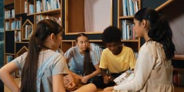 US College Application Process: A Step-by-Step Guide for 2025 - Cover Image