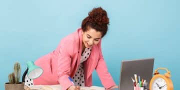 Maximize College Credits: Degree in Under 4 Years - Your Strategic Guide Maximize College Credits: Degree in Under 4 Years - Your Strategic Guide - Cover Image